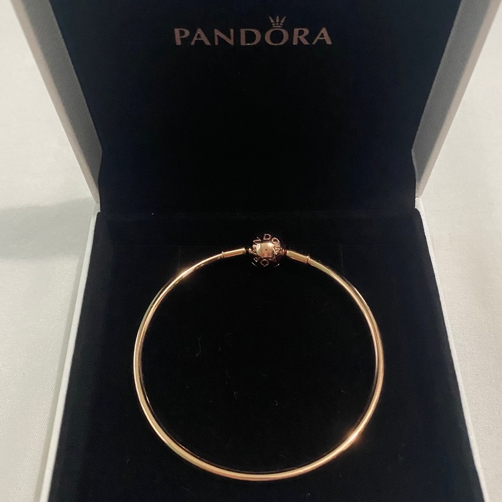Pandora ROSE GOLD Bangle 6.7”